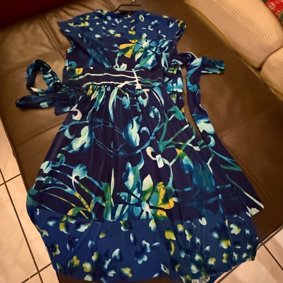 JONES NEW YORK DRESS - Picture 2 of 5